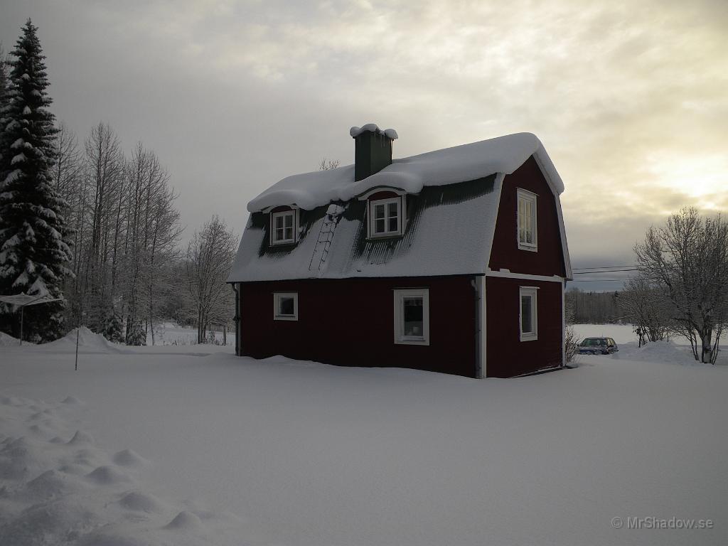 IMGP5579.JPG - Det ser ut som att isoleringen på vinden fungerar i vinter också..