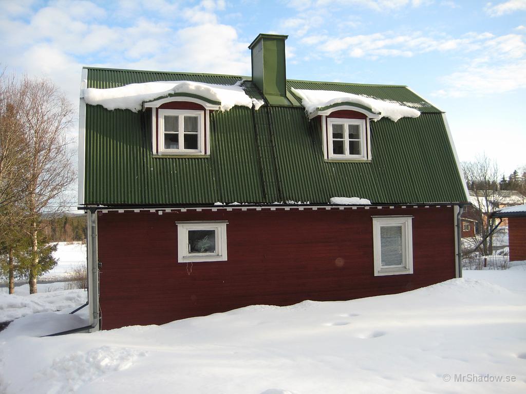 IX70_0805.JPG - Fint väder på eftermiddagen. Kanske första gången i år som solen lyser på den norra sidan..