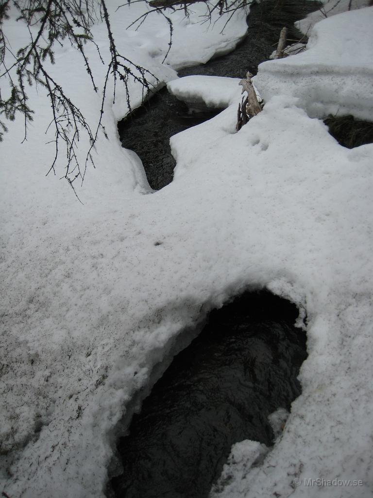 IX70_0888.JPG - Skitigare snö blir det också