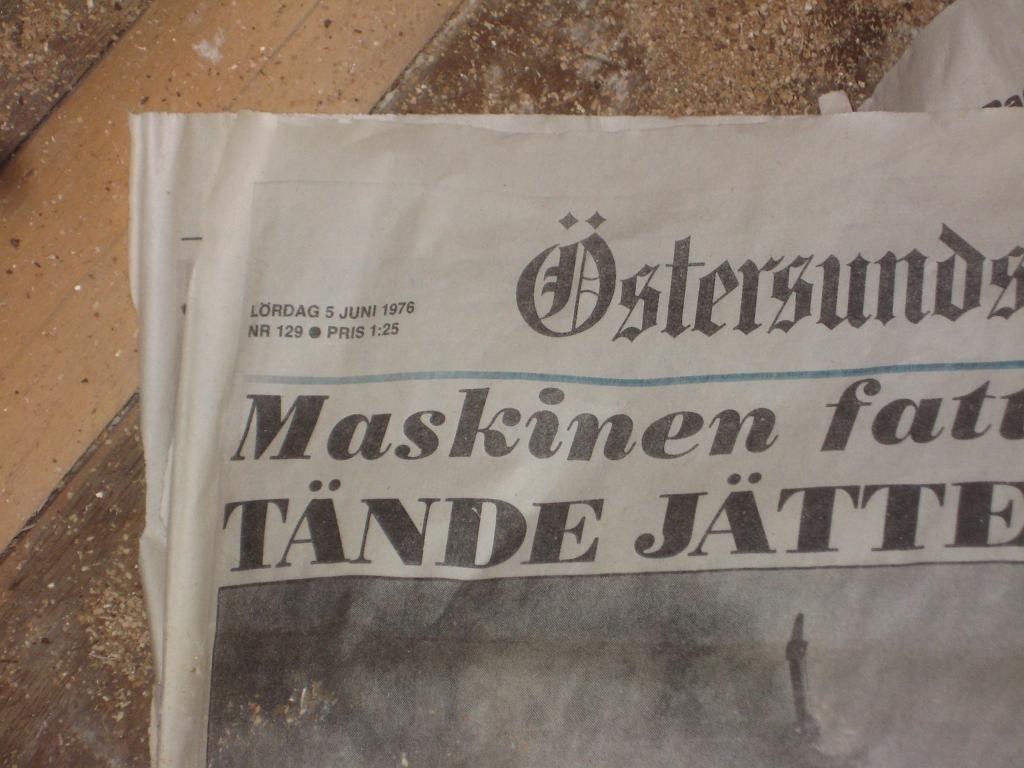IX70_1683.JPG - Av tidningarnas datum, så har det gjorts senare än 5 juni 1976 i vart fall